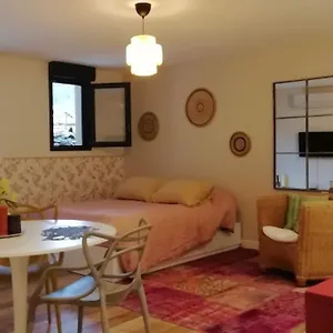 En Rez De Jardin Appartement